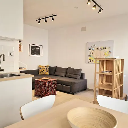 2-bedroom In Downtown Dionisio Apartment Seville