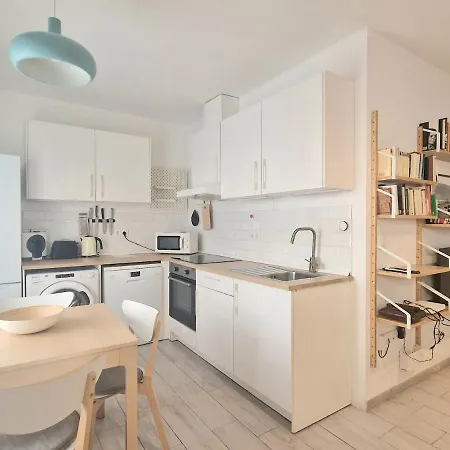 2-bedroom In Downtown Dionisio Apartment *