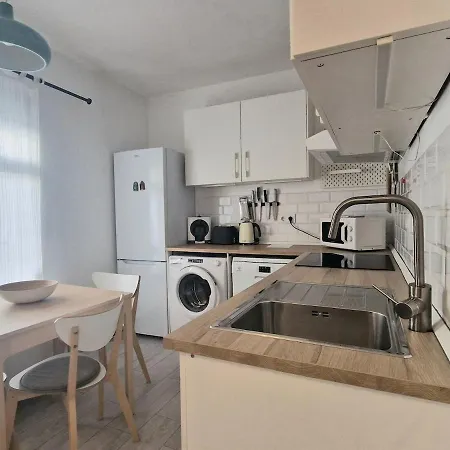 2-bedroom In Downtown Dionisio