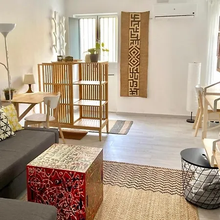 Apartment 2-bedroom In Downtown Dionisio Seville