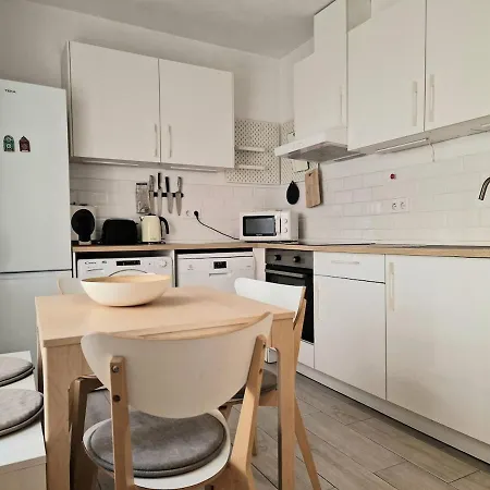 2-bedroom In Downtown Dionisio * Sevilla