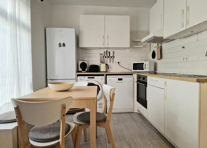 2-bedroom In Downtown Dionisio *